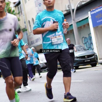 Runner Photo 8894151