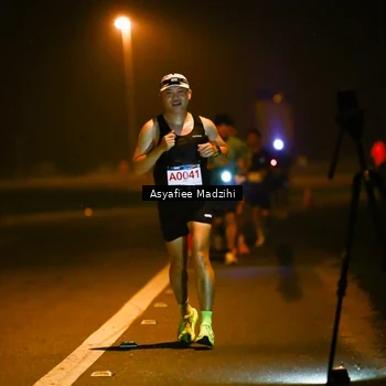 Runner Photo 8894157