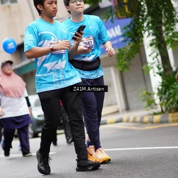 Runner Photo 8894217