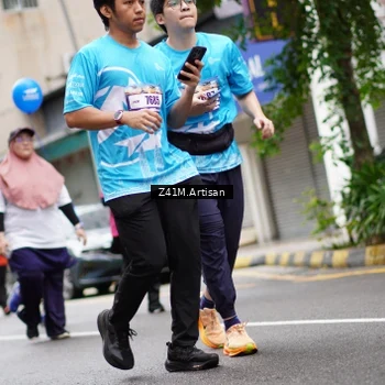 Runner Photo 8894222
