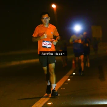 Runner Photo 8894256
