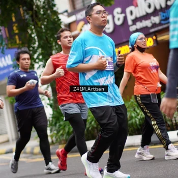 Runner Photo 8894270
