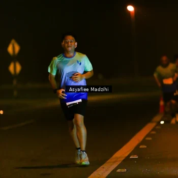 Runner Photo 8894277