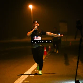 Runner Photo 8894285