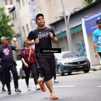 Runner Photo 8894372