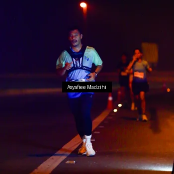 Runner Photo 8894411