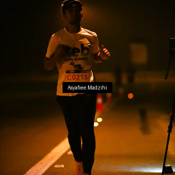 Runner Photo 8894516