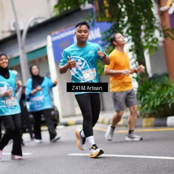 Runner Photo 8894517