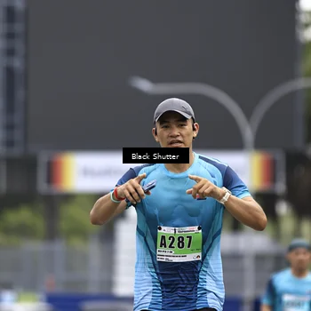 Runner Photo 8894523