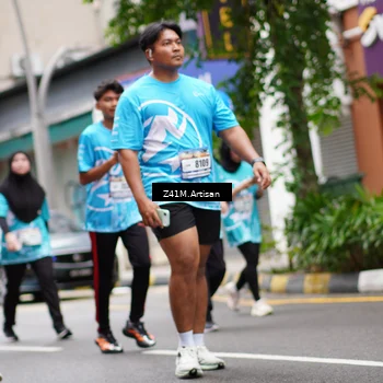 Runner Photo 8894550