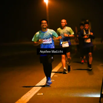 Runner Photo 8894556