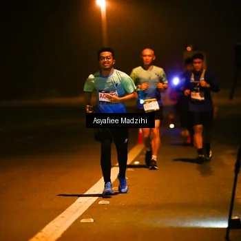 Runner Photo 8894575