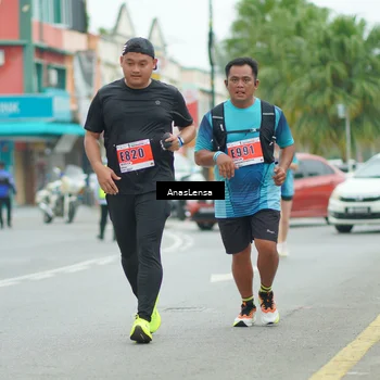 Runner Photo 8894605