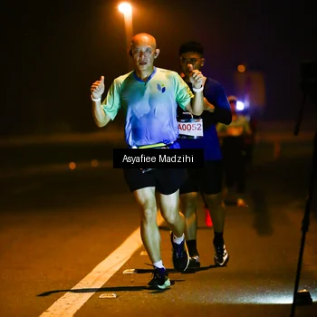 Runner Photo 8894611