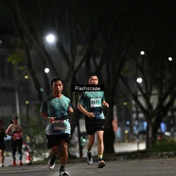 Runner Photo 8894653