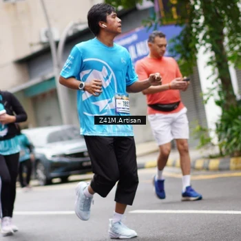 Runner Photo 8894656
