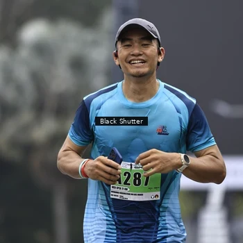 Runner Photo 8894658