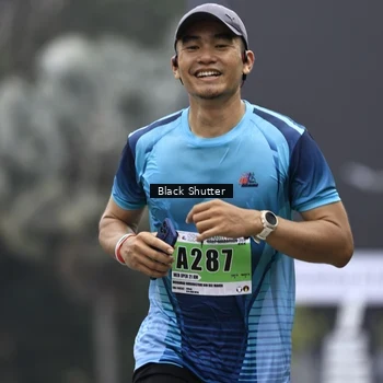 Runner Photo 8894669