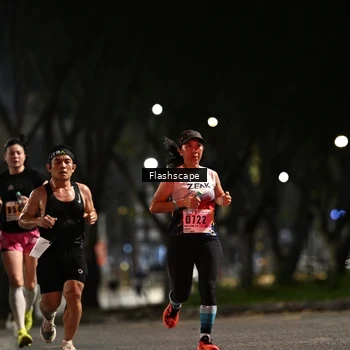 Runner Photo 8894681