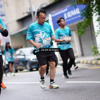 Runner Photo 8894692