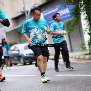 Runner Photo 8894706