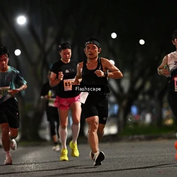 Runner Photo 8894717