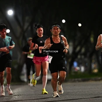 Runner Photo 8894721