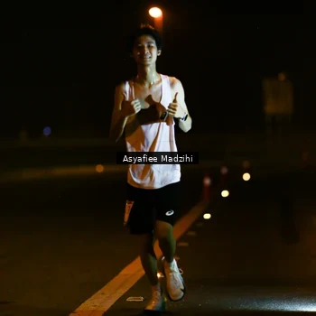 Runner Photo 8894733