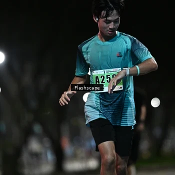 Runner Photo 8894749