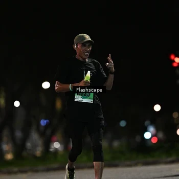 Runner Photo 8894750