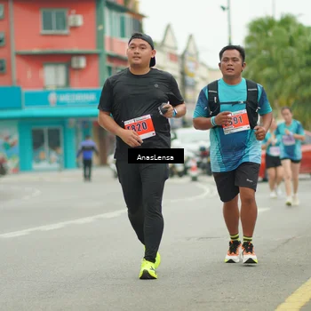 Runner Photo 8894751