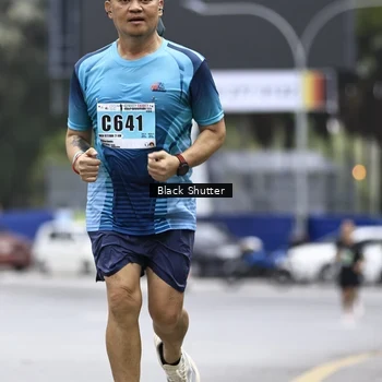 Runner Photo 8894753