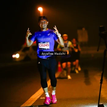 Runner Photo 8894755