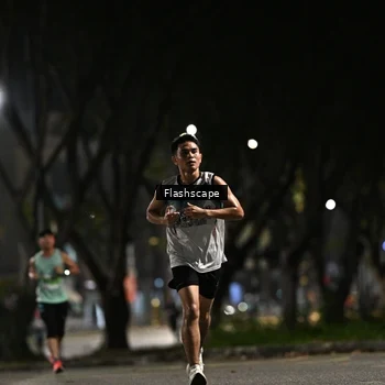 Runner Photo 8894757