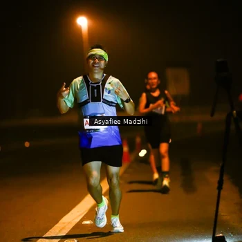 Runner Photo 8894771