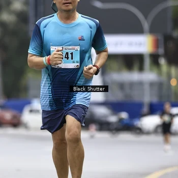 Runner Photo 8894790