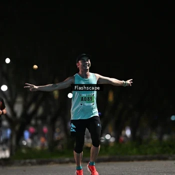 Runner Photo 8894801