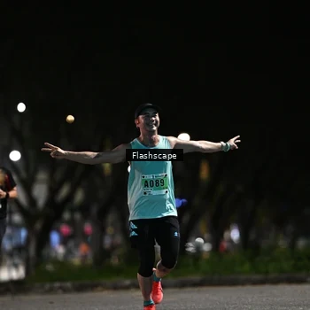 Runner Photo 8894812