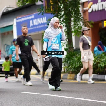 Runner Photo 8894813