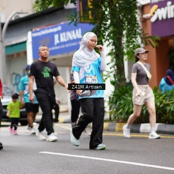 Runner Photo 8894817