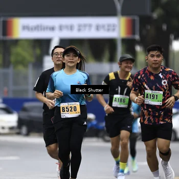 Runner Photo 8894828