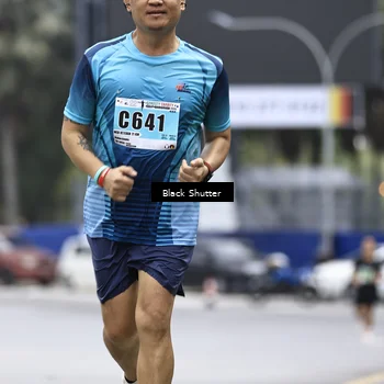 Runner Photo 8894849