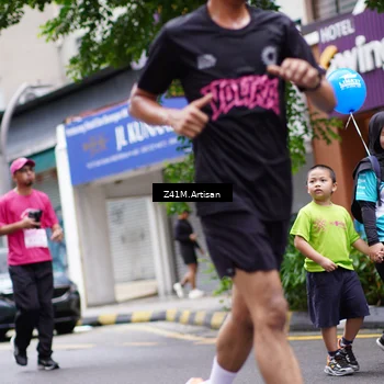 Runner Photo 8894856