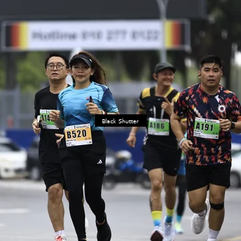 Runner Photo 8894875