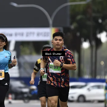 Runner Photo 8894892