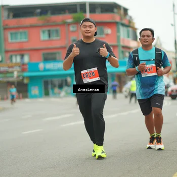 Runner Photo 8894912