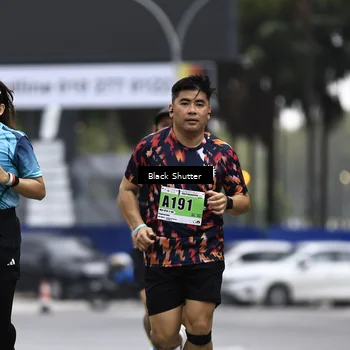 Runner Photo 8894916