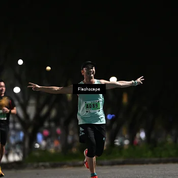 Runner Photo 8894930