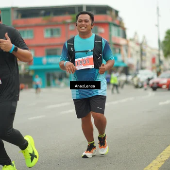 Runner Photo 8895010