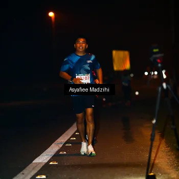 Runner Photo 8895044